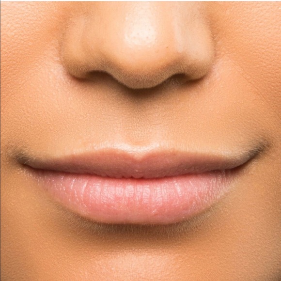 ONLY 2 LEFT!! Sara Happ The Lip Scrub 💋 - Picture 2 of 5